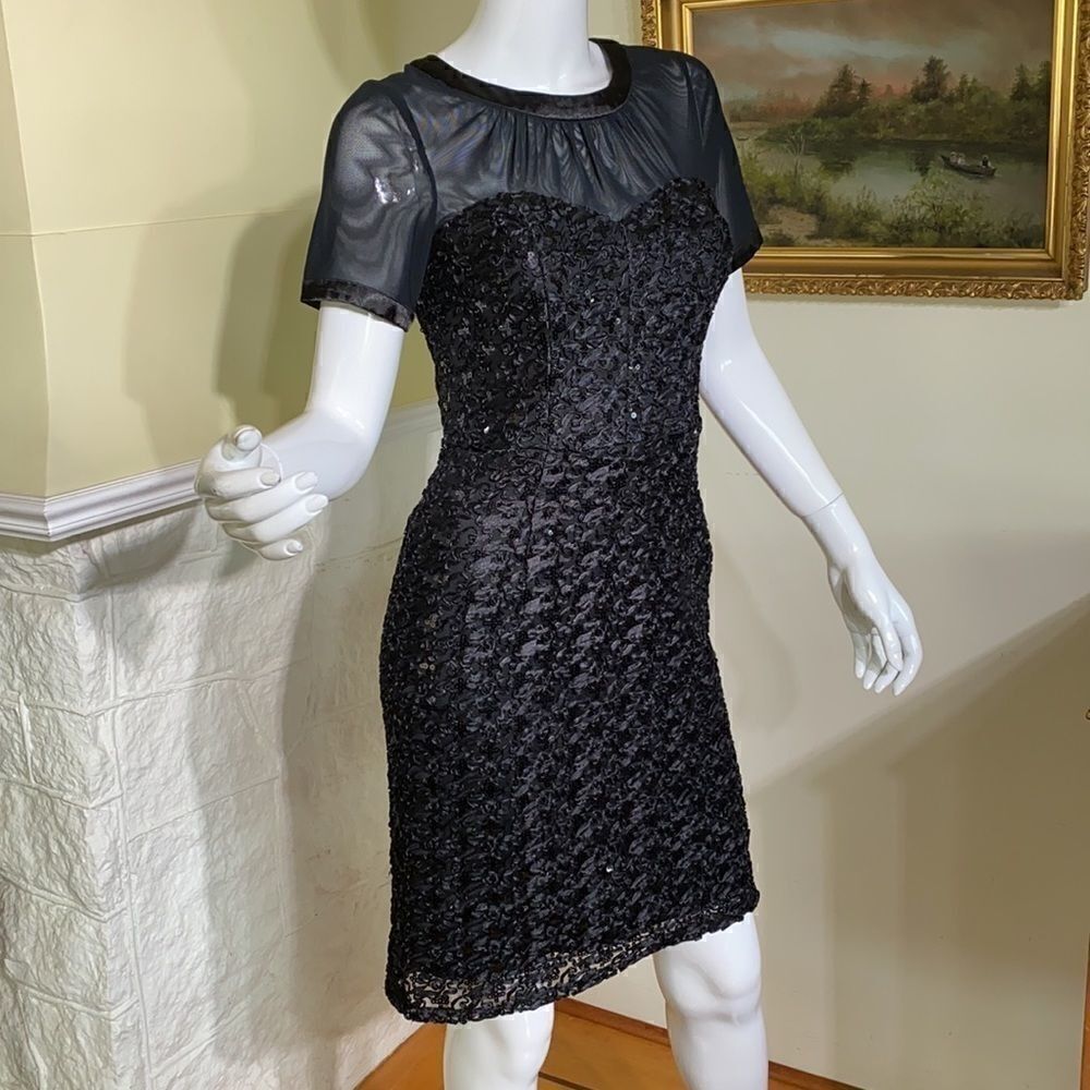 Decode 1.8 LBD Lace & Sequin 50’s Style Dress - Picture 5 of 16